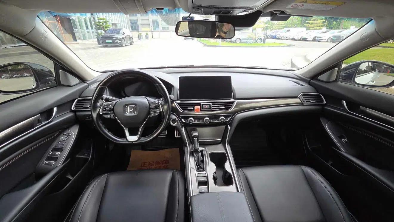 Accord 2022 260TURBO Phantom Night Premium Edition — миниатюра 18