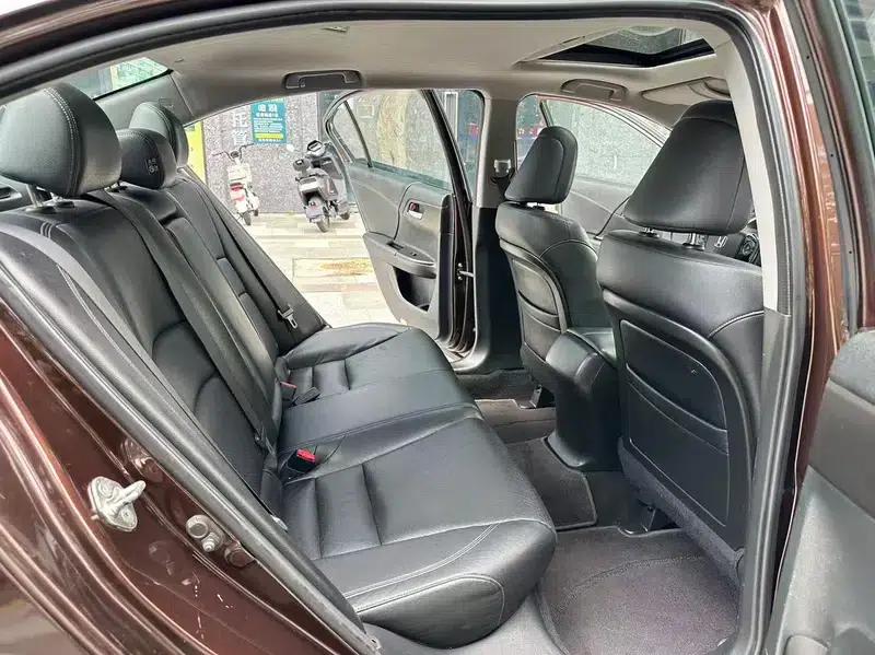 2014 Honda Accord 2.0L EX Luxury Edition — миниатюра 14