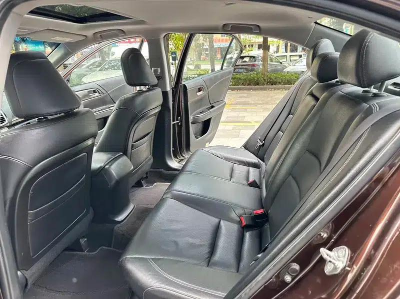 2014 Honda Accord 2.0L EX Luxury Edition — миниатюра 15