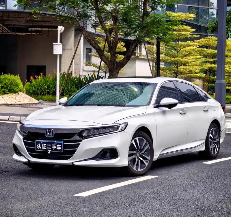 2022 Honda Accord Hybrid 2.0L Phantom Night Edition — миниатюра 1