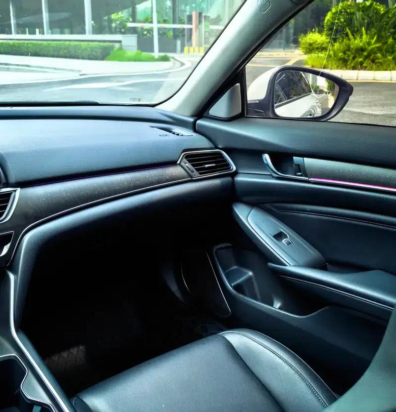 2022 Honda Accord Hybrid 2.0L Phantom Night Edition — миниатюра 15