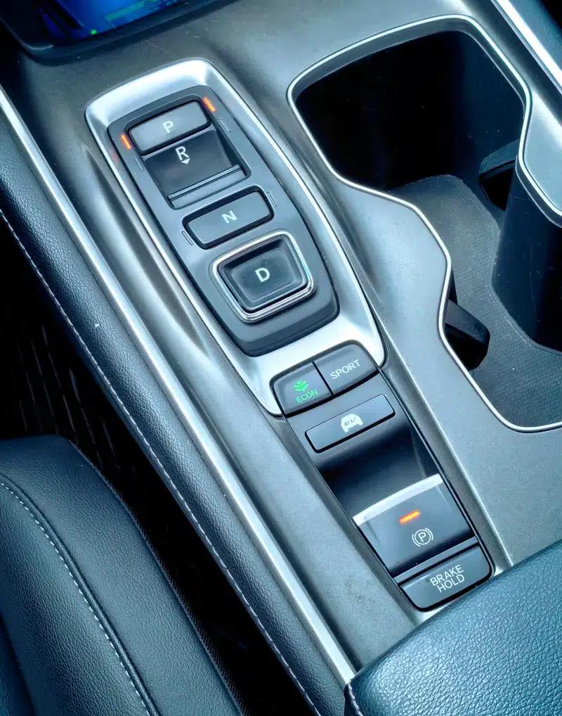 2022 Honda Accord Hybrid 2.0L Phantom Night Edition — миниатюра 24