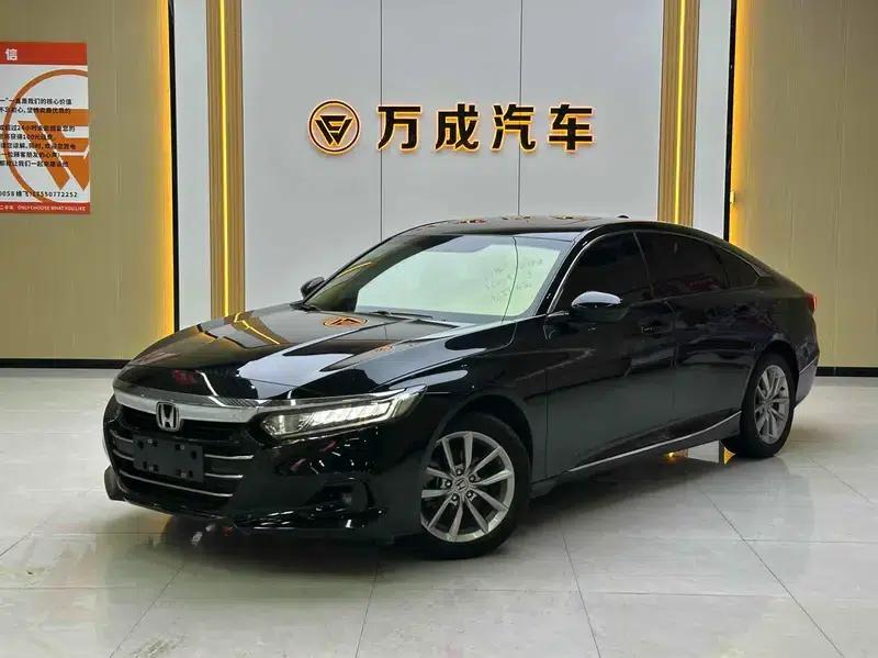 2022 Honda Accord 260TURBO Luxury Edition — миниатюра 1
