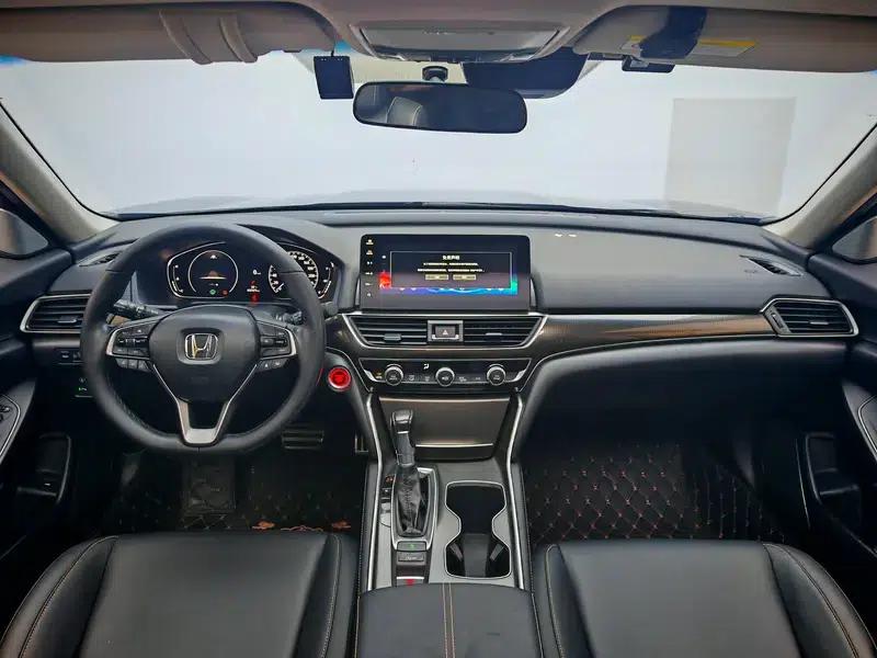 Accord 2022 260TURBO Phantom Night Premium Edition — миниатюра 14