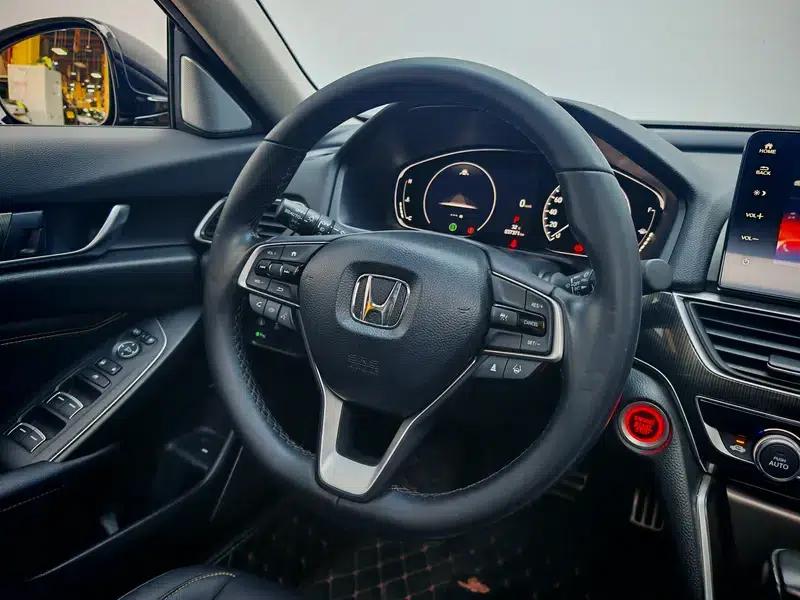 Accord 2022 260TURBO Phantom Night Premium Edition — миниатюра 16