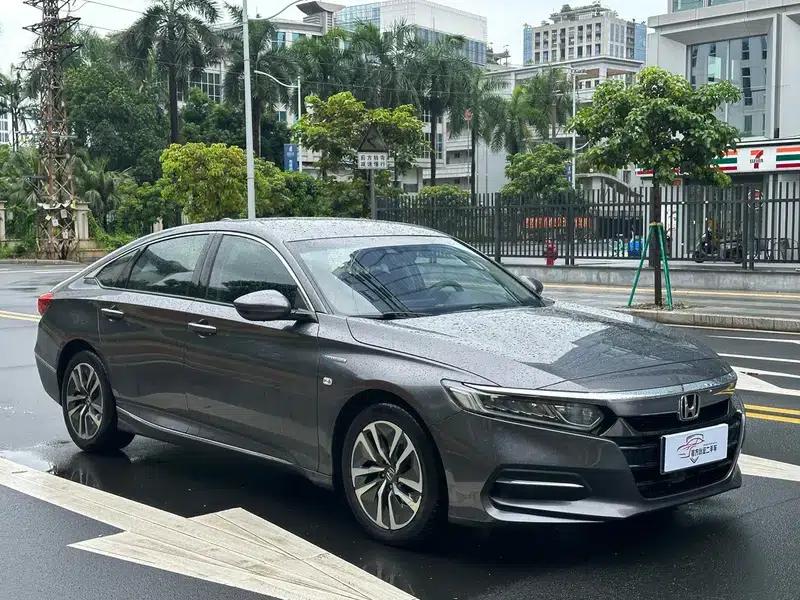 2018 Honda Accord Hybrid 2.0L Sport Edition (China VI Emission Standard) — миниатюра 3