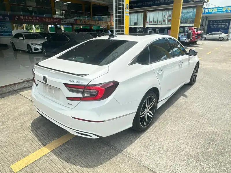 2022 Honda Accord Hybrid 2.0L Phantom Night Edition — миниатюра 7