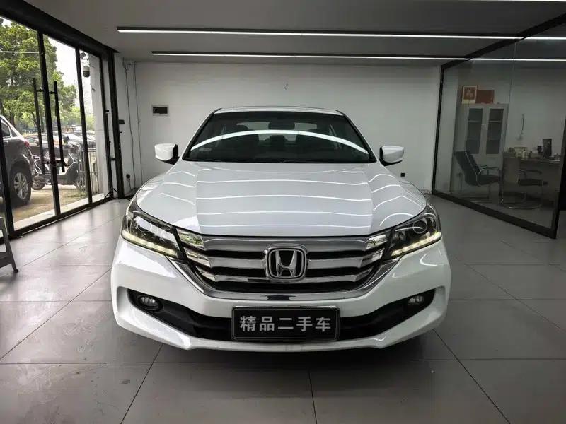 2015 Honda Accord 2.0L LX Comfort Edition — миниатюра 2