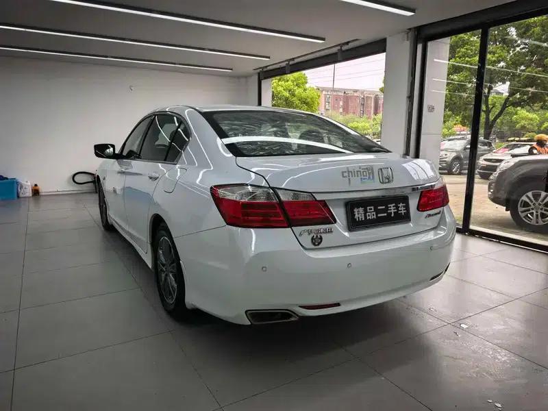 2015 Honda Accord 2.0L LX Comfort Edition — миниатюра 5