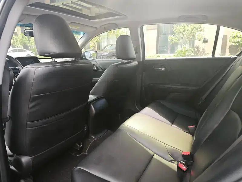 2016 Honda Accord 2.0L Comfort Edition — миниатюра 13