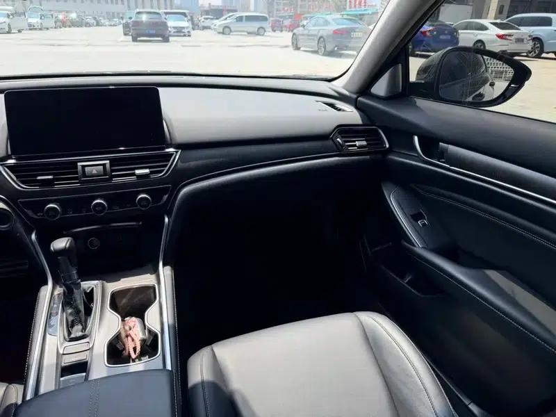 Accord 2022 260TURBO Phantom Night Premium Edition — миниатюра 20