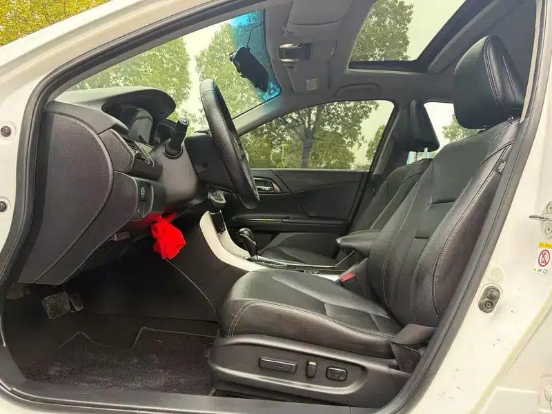 2014 Honda Accord 2.4L EX Luxury Edition — миниатюра 7