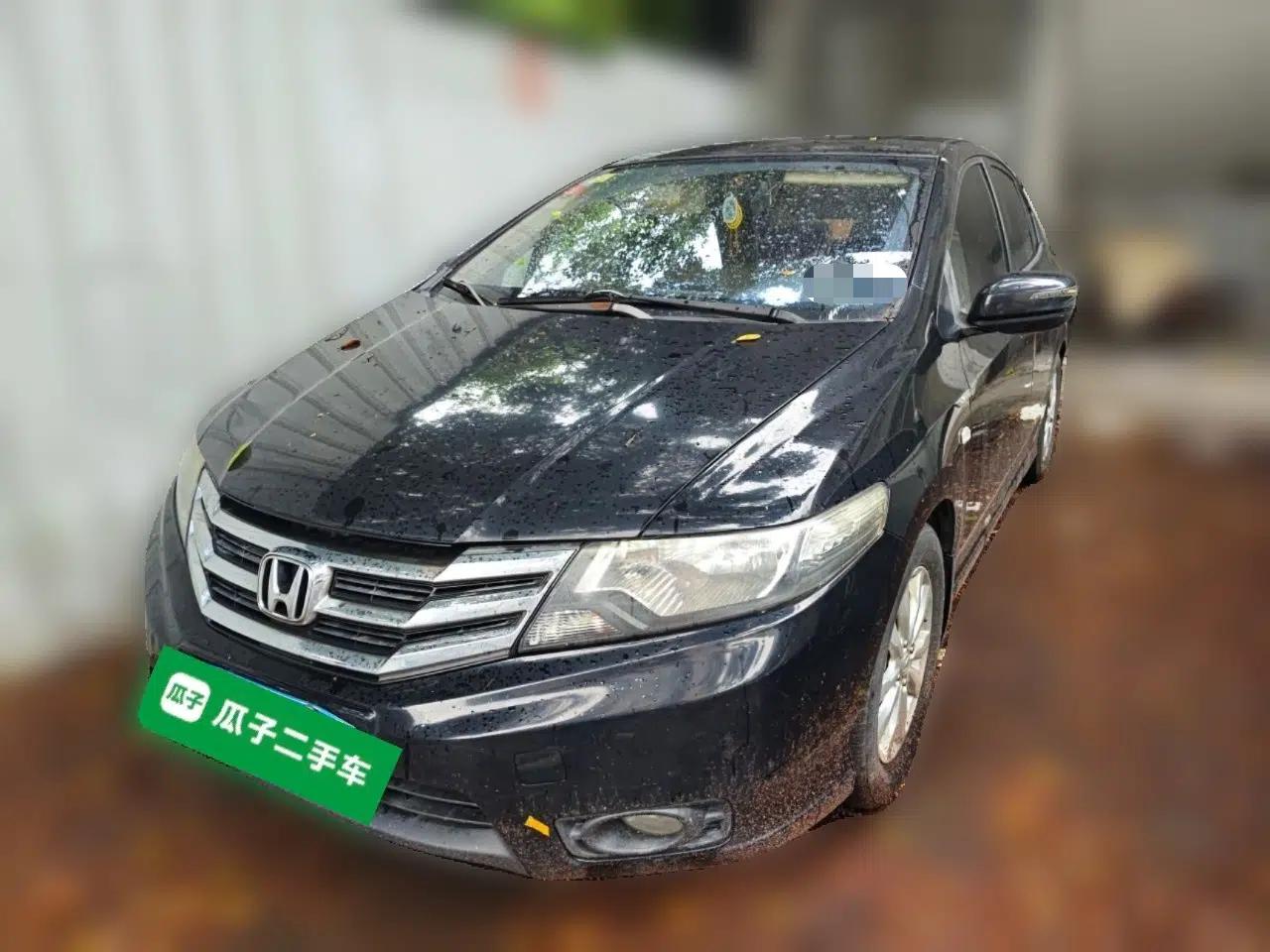 Honda City Classic 2012 1.5L Automatic Elite Edition — миниатюра 1