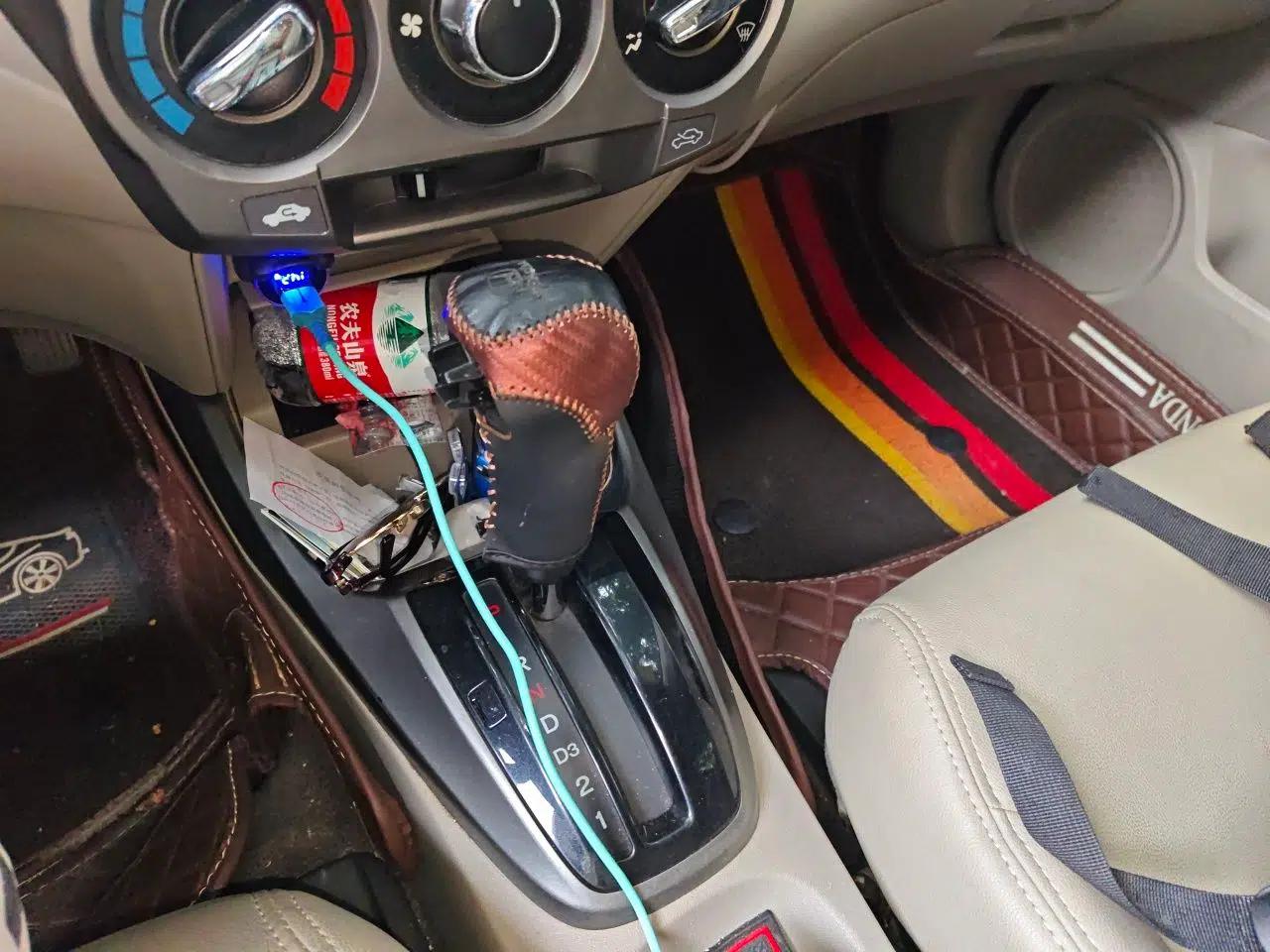 Honda City Classic 2012 1.5L Automatic Elite Edition — миниатюра 14
