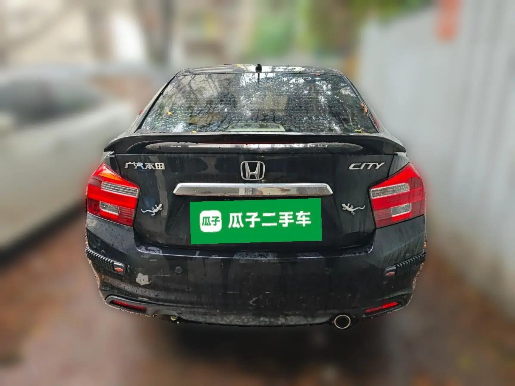 Honda City Classic 2012 1.5L Automatic Elite Edition — миниатюра 5