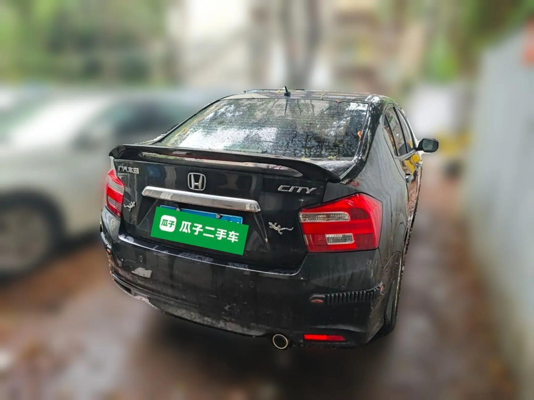 Honda City Classic 2012 1.5L Automatic Elite Edition — миниатюра 6