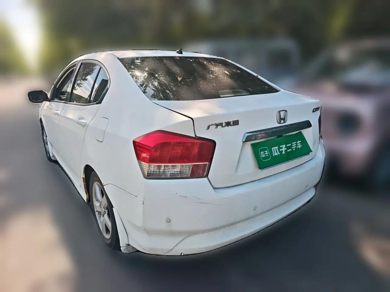 Honda City Classic 2008 1.5L manual Elite Edition — миниатюра 4
