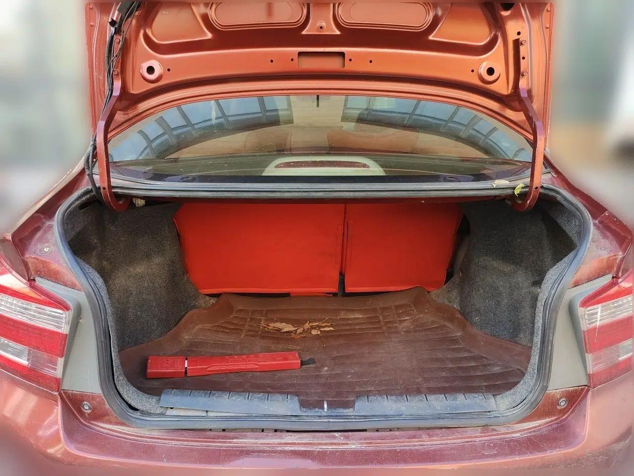 Honda City Classic 2008 1.5L manual comfort version — миниатюра 19