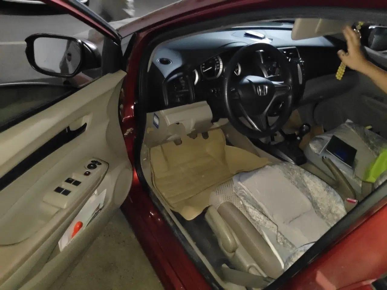 Honda City Classic 2012 1.5L manual Comfort version — миниатюра 16