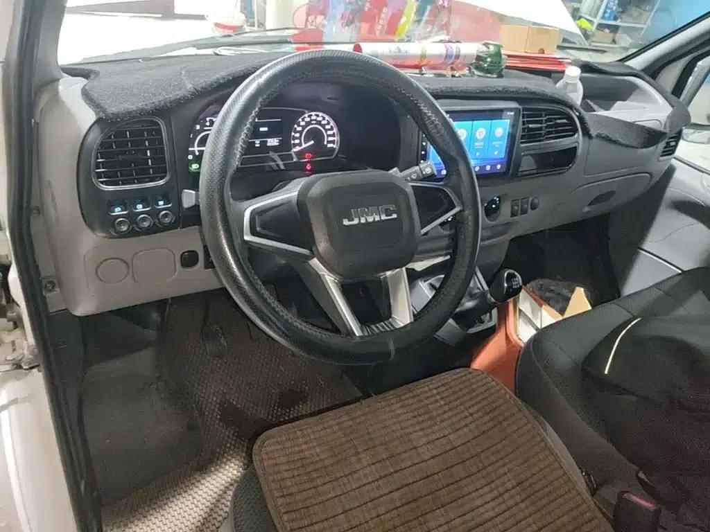 Teshun 2019 2.8T Commercial Vehicle Short Wheelbase Mid-Roof 3-Seater National VI JX493 — миниатюра 10