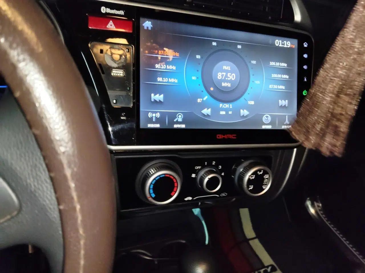 Honda City 2015 1.5L CVT Luxury Edition — миниатюра 13
