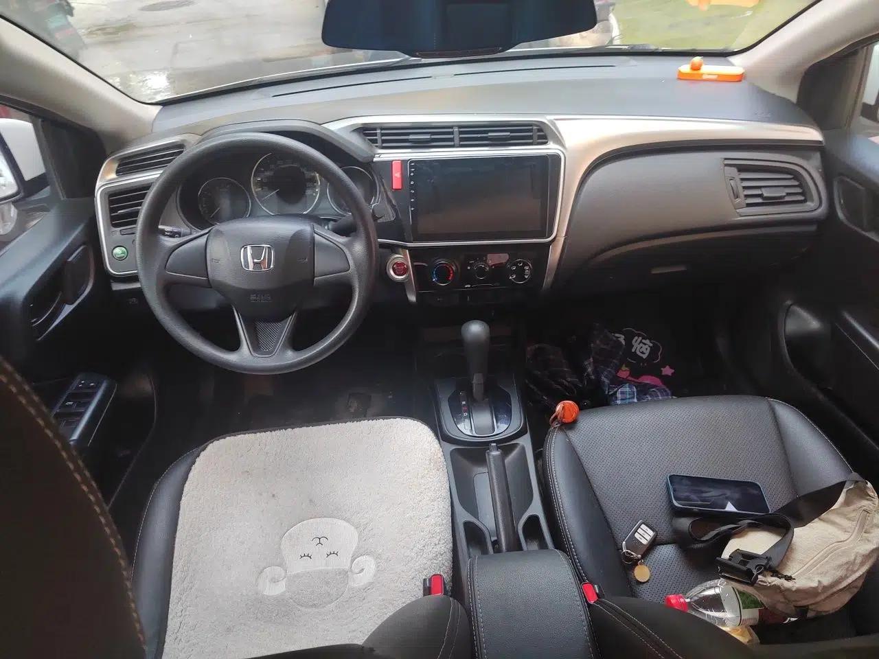 Honda City 2017 1.5L CVT Elite Edition — миниатюра 9