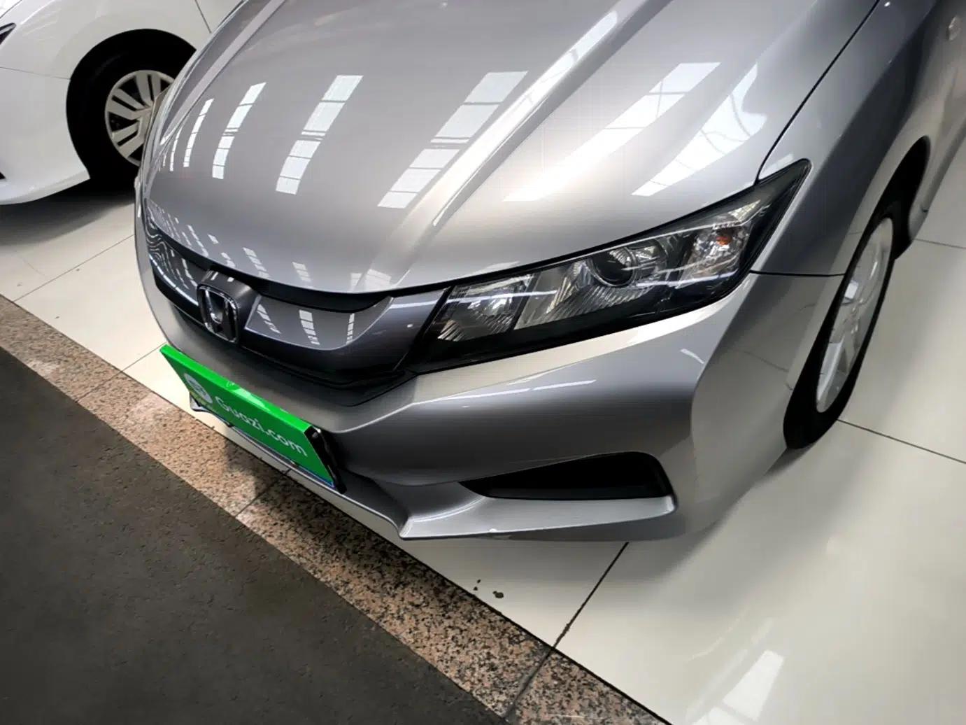 Honda City 2017 1.5L CVT Elite Edition — миниатюра 8