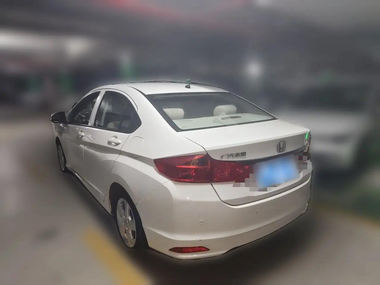 Honda City 2017 1.5L CVT Elite Edition — миниатюра 4