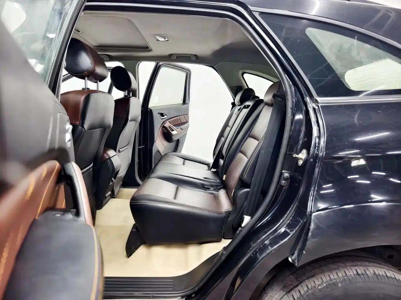 Yusheng S350 2016 2.0T Automatic 2WD Gasoline Luxury Sunroof Edition 5-Seater — миниатюра 13