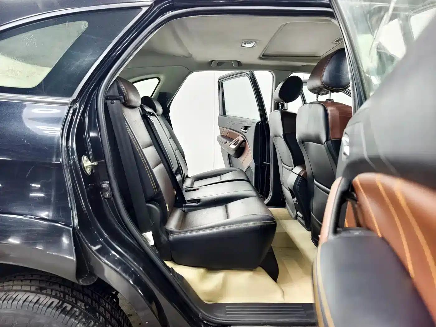 Yusheng S350 2016 2.0T Automatic 2WD Gasoline Luxury Sunroof Edition 5-Seater — миниатюра 16