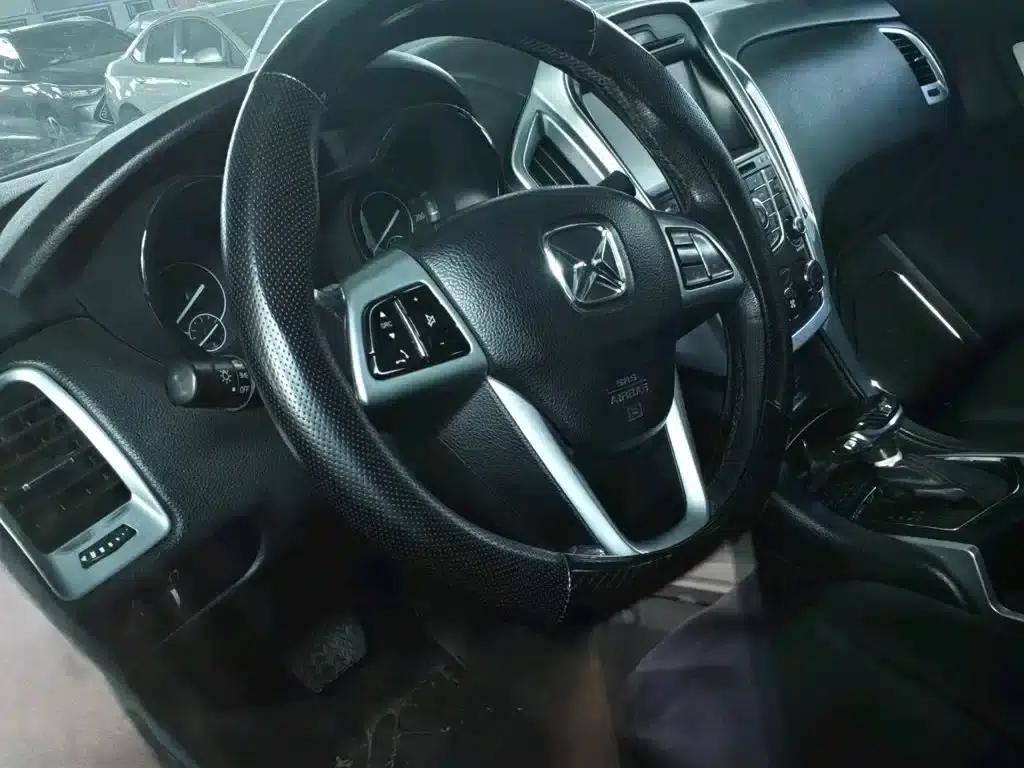 Yusheng S350 2013 2.4T Automatic 2WD Diesel Super Luxury 5-Seater — миниатюра 6