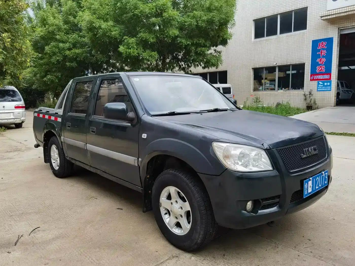 Baodian 2015 2.8T New Fashion Diesel 2WD Luxury Edition JX493ZLQ4C — миниатюра 4