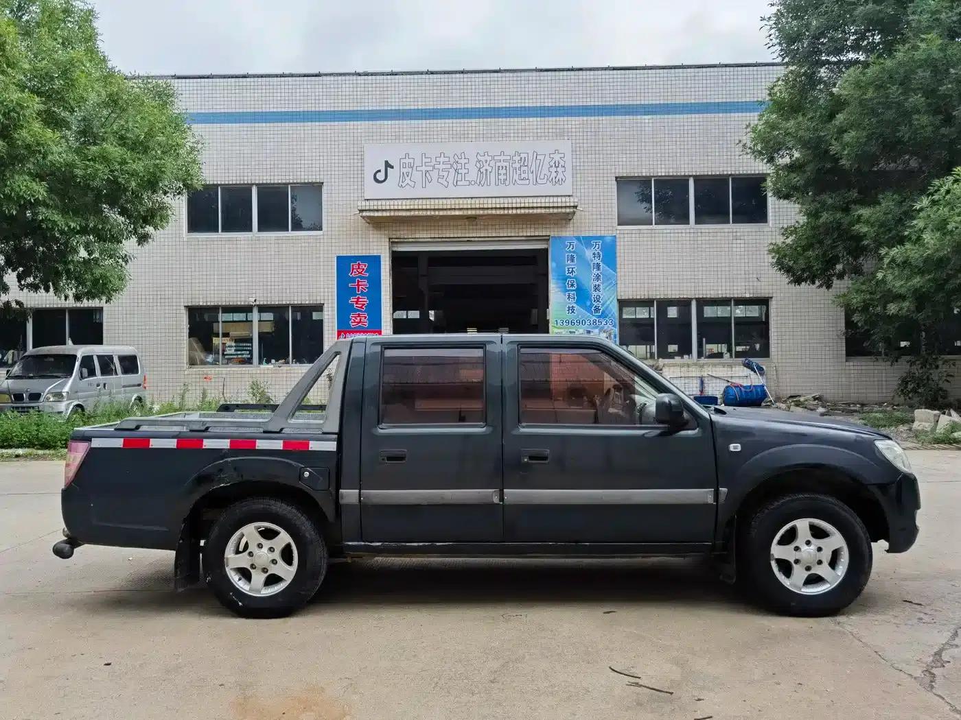 Baodian 2015 2.8T New Fashion Diesel 2WD Luxury Edition JX493ZLQ4C — миниатюра 9