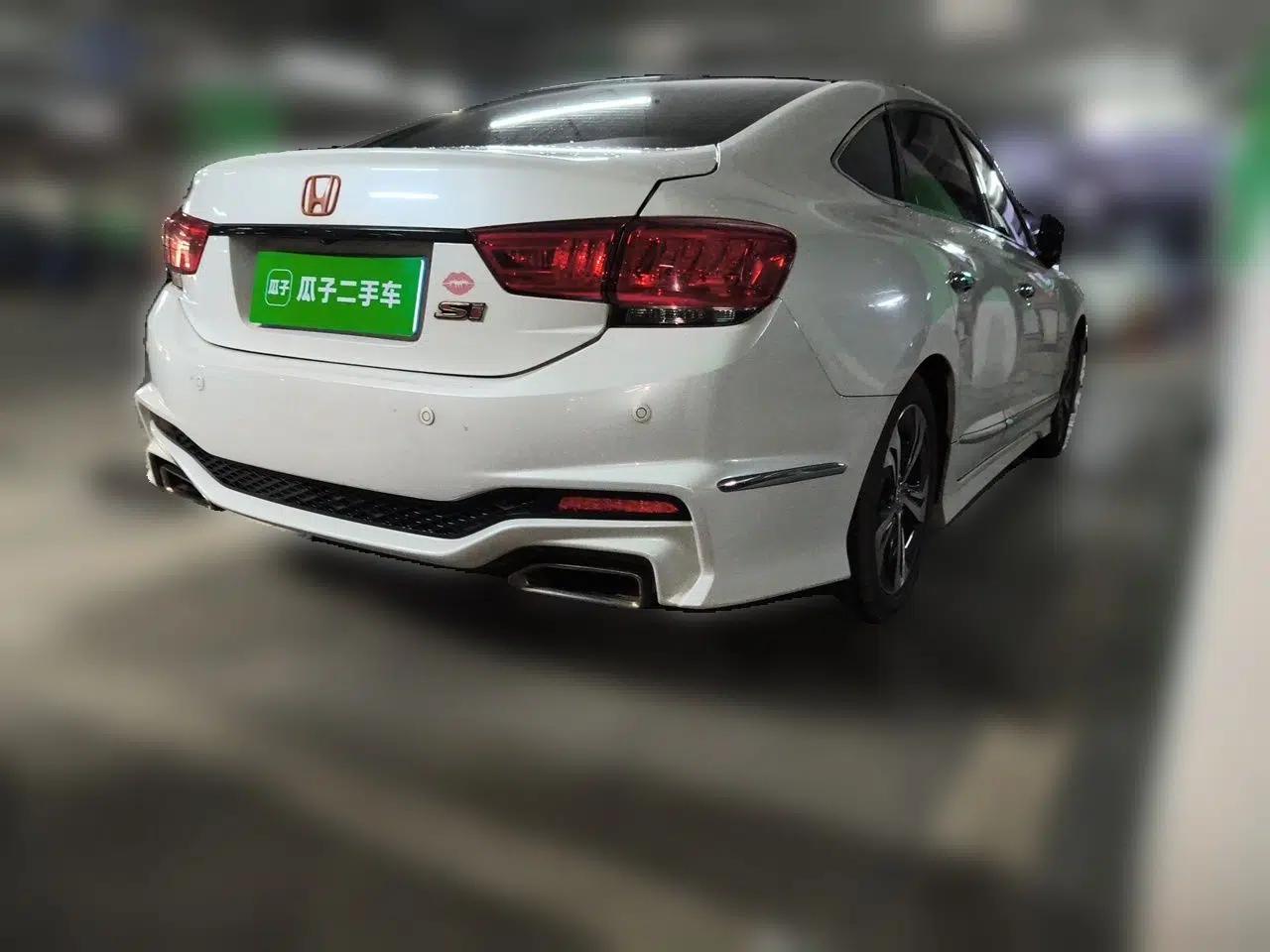 Honda Spirior 2017 2.4L Luxury Edition — миниатюра 6