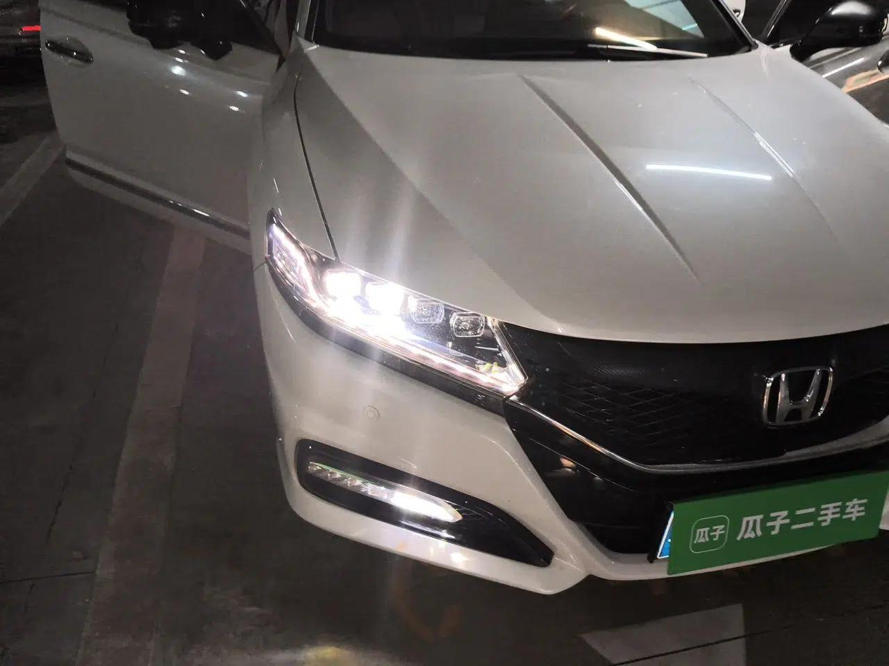 Honda Spirior 2017 2.4L Luxury Edition — миниатюра 7