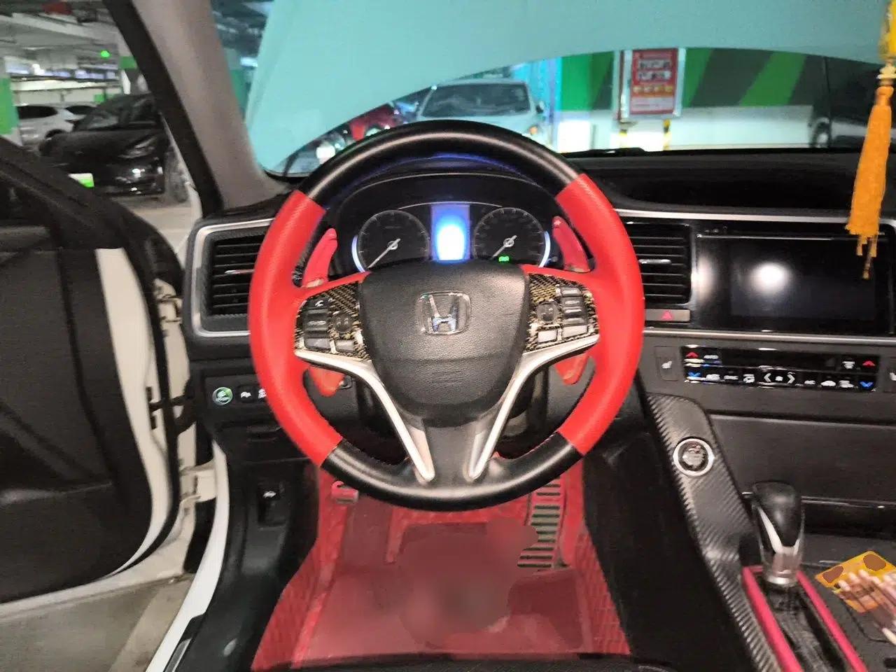 Honda Spirior 2017 2.4L Luxury Edition — миниатюра 10