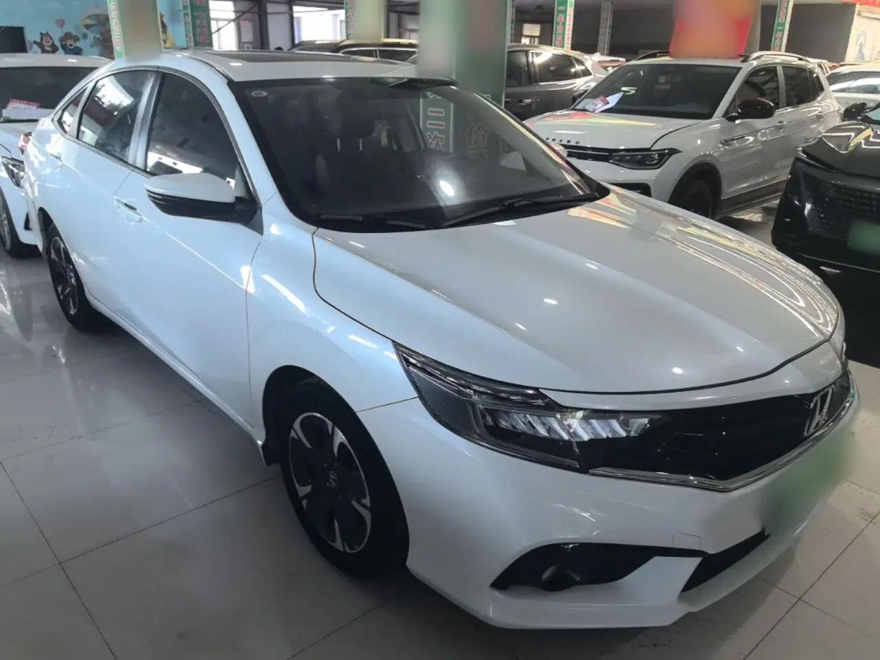 Honda Envix 2019 180TURBO CVT Enjoyment Edition China VI — миниатюра 3