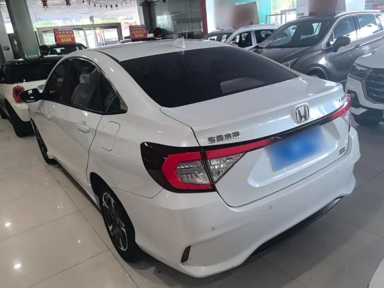 Honda Envix 2019 180TURBO CVT Enjoyment Edition China VI — миниатюра 4