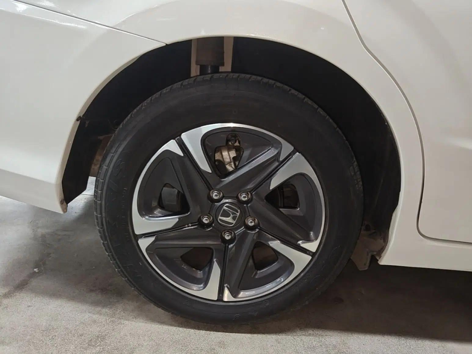 Honda Envix 2019 180TURBO CVT Enjoyment Edition China VI — миниатюра 11