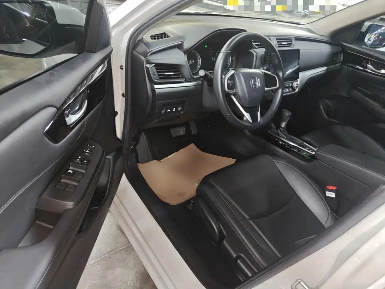 Honda Envix 2019 180TURBO CVT Enjoyment Edition China VI — миниатюра 18