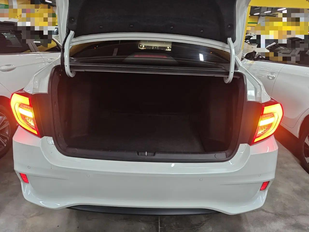 Honda Envix 2019 180TURBO CVT Enjoyment Edition China VI — миниатюра 22