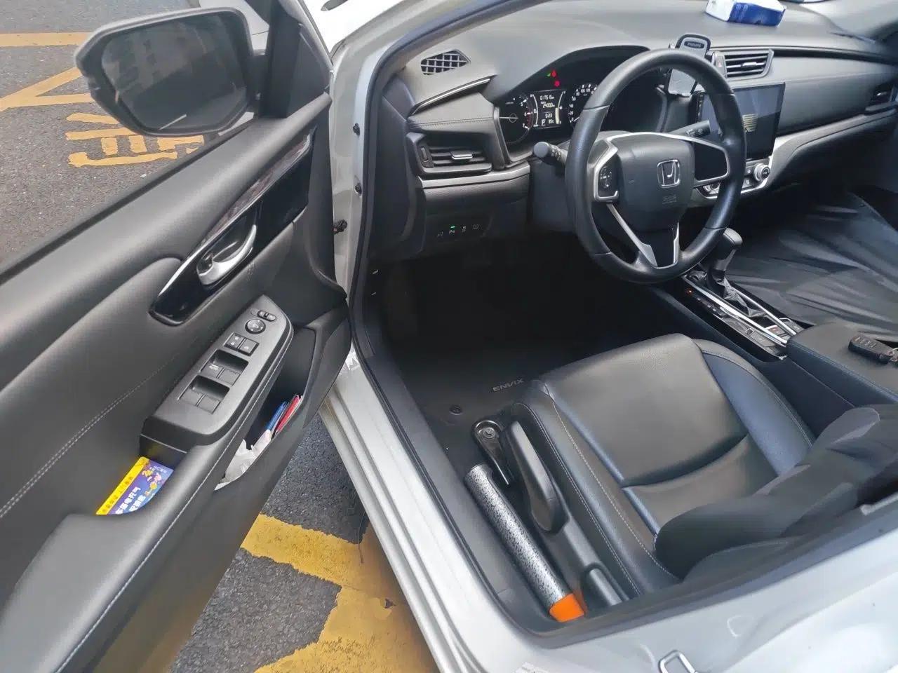 Honda Envix 2019 180TURBO CVT Enjoyment Edition China VI — миниатюра 16