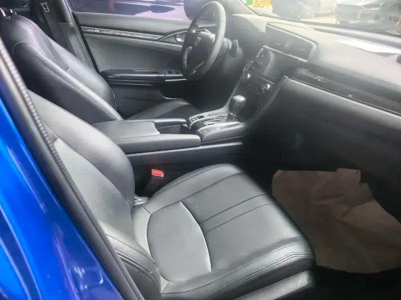 Civic 2020 HATCHBACK 220TURBO CVT Trendy and Cool — миниатюра 9