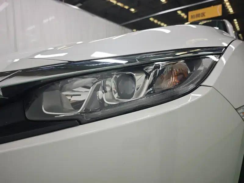 2016 Civic 220TURBO CVT Luxury Edition — миниатюра 12
