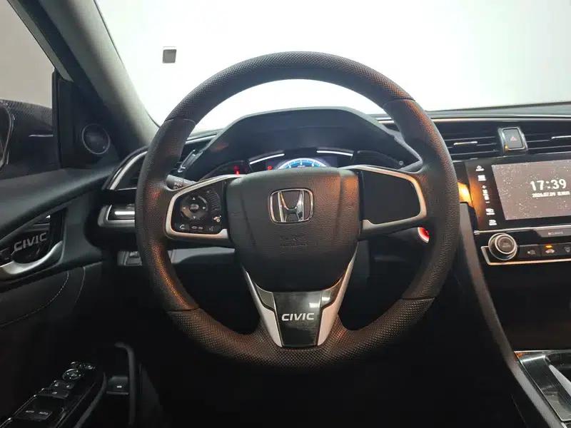 2016 Civic 220TURBO CVT Luxury Edition — миниатюра 16