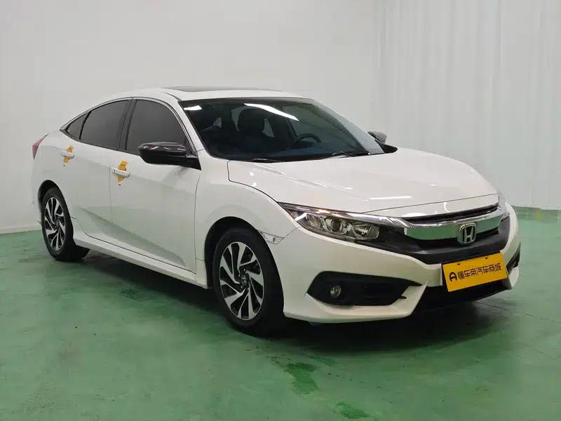 2016 Civic 220TURBO CVT Luxury Edition — миниатюра 3