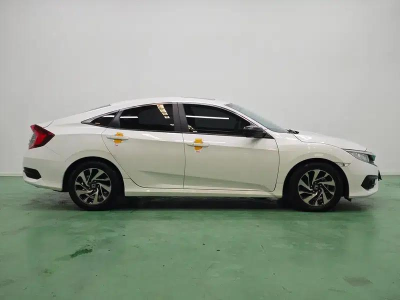2016 Civic 220TURBO CVT Luxury Edition — миниатюра 8