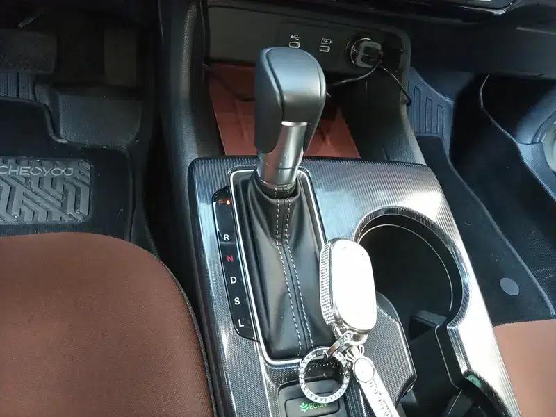 2025 Civic 240TURBO CVT Smart Pro — миниатюра 14