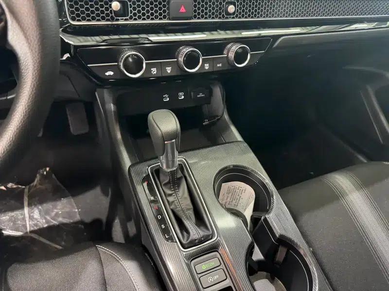 2025 Civic 240TURBO CVT Smart Plus — миниатюра 18