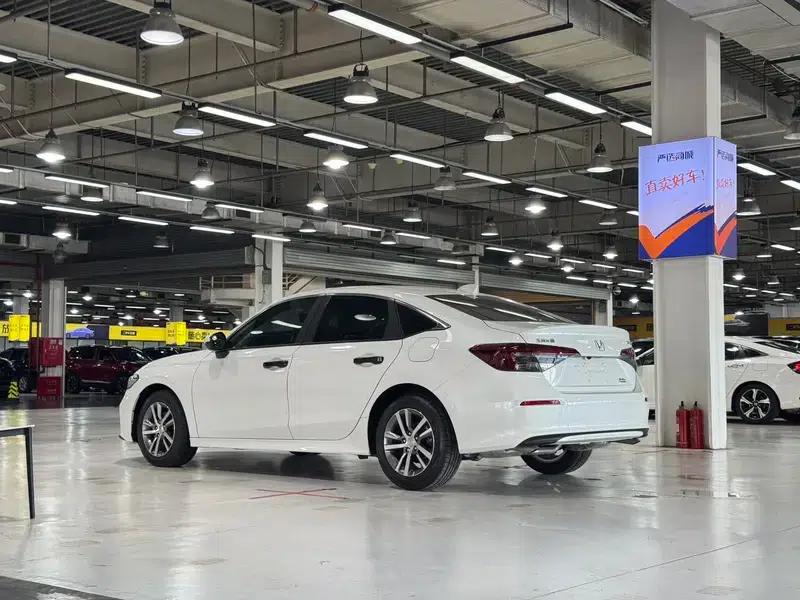 2025 Civic 240TURBO CVT Smart Plus — миниатюра 4